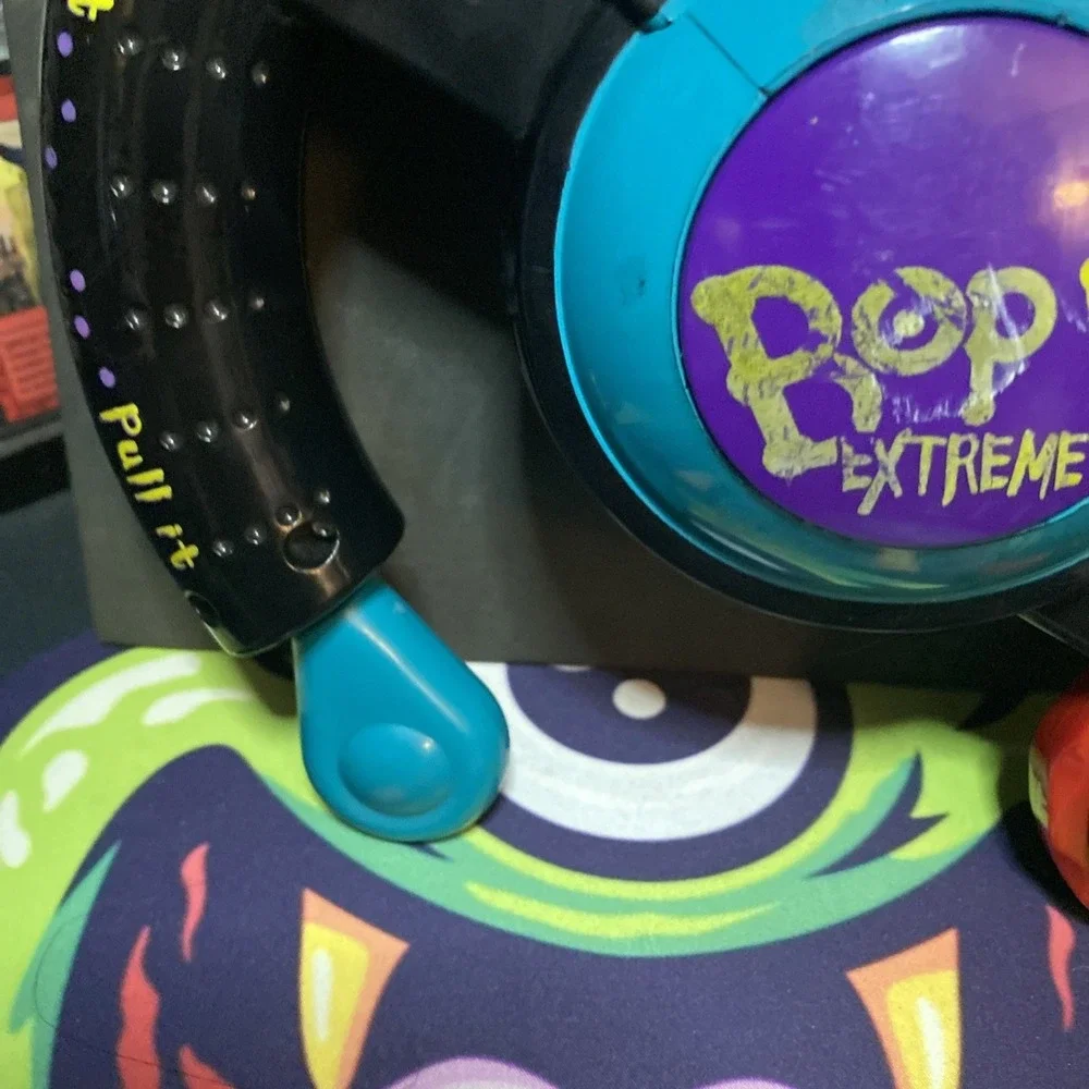 Hasbro bop it